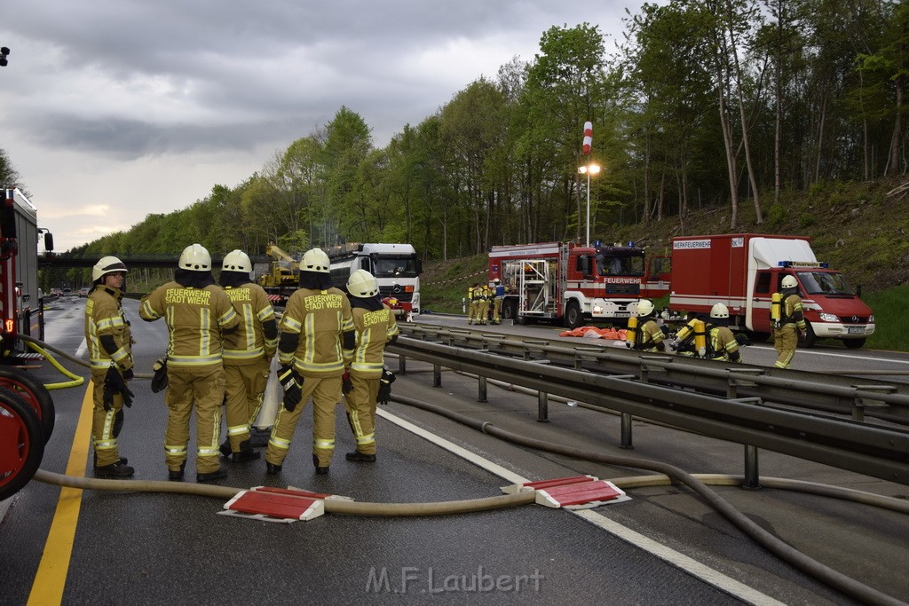 VU Gefahrgut LKW umgestuerzt A 4 Rich Koeln Hoehe AS Gummersbach P228.JPG - Miklos Laubert